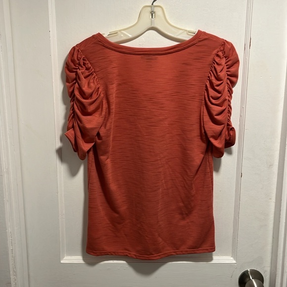 Express Top - Picture 5 of 12